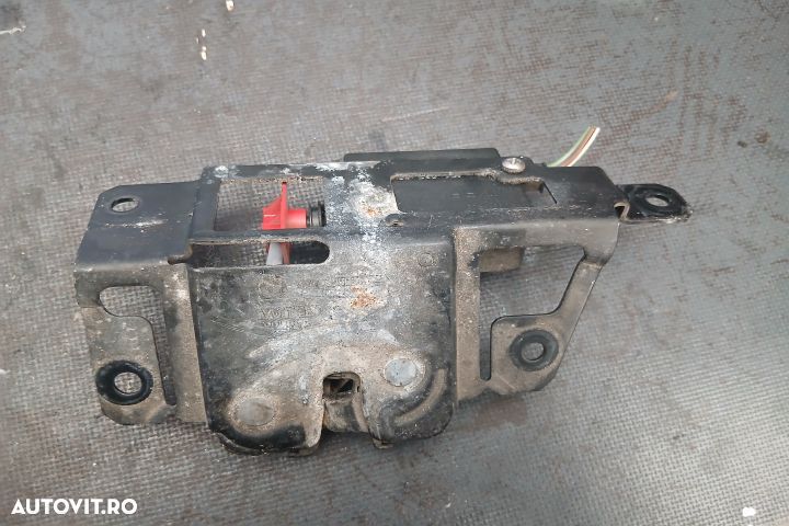 Broasca hayon 51247201561 51247201561 BMW X3 E83 [facelift] [2006 - 2 - 3