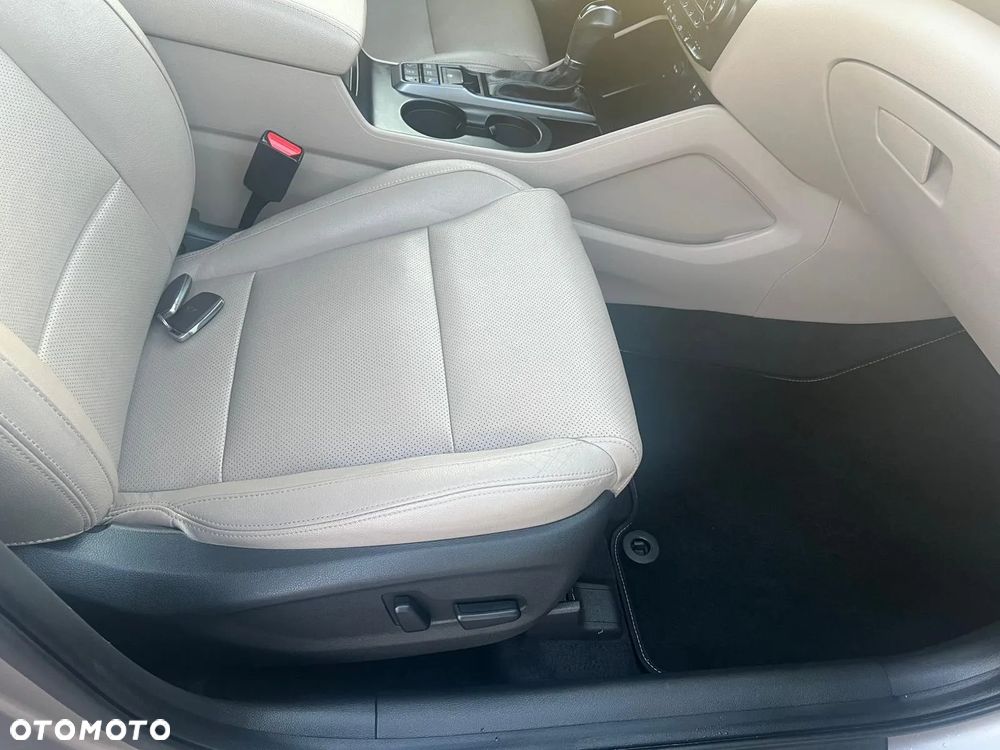 Hyundai Tucson 1.6 GDi 2WD Premium - 22