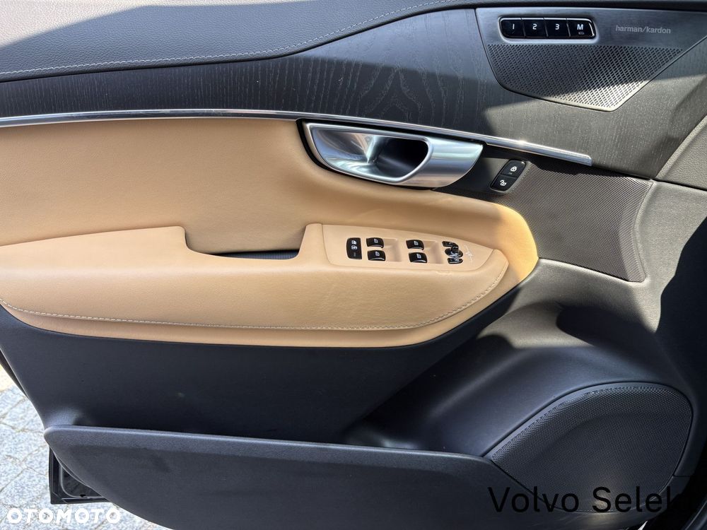 Volvo XC 90 - 19