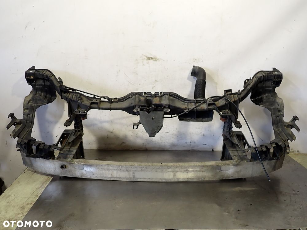 PAS PRZEDNI OKULAR MERCEDES W169 A200 - 1