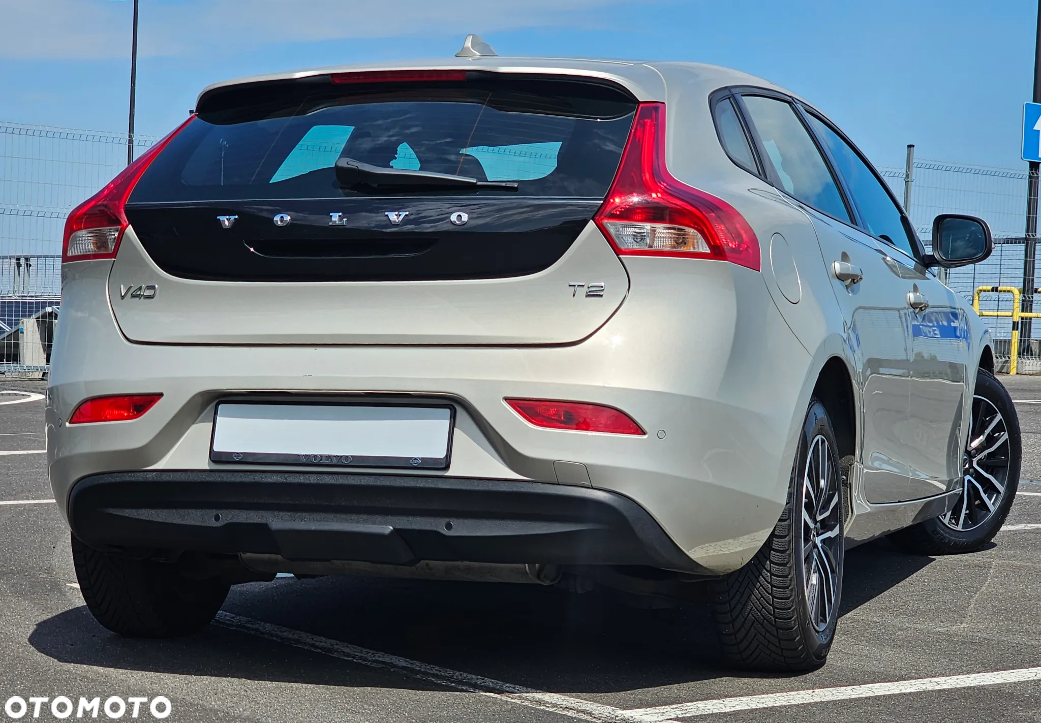 Volvo V40 - 19
