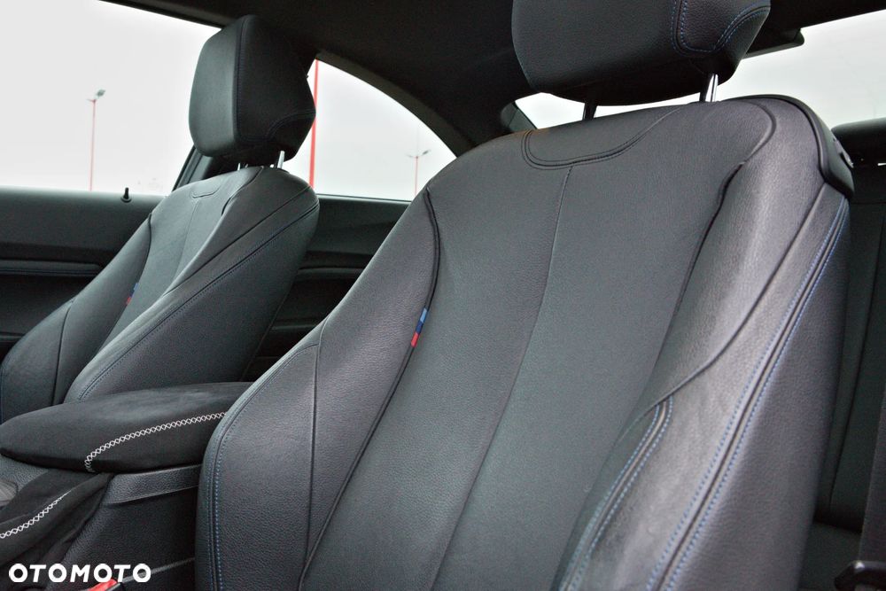 BMW Seria 2 M240i xDrive sport - 22