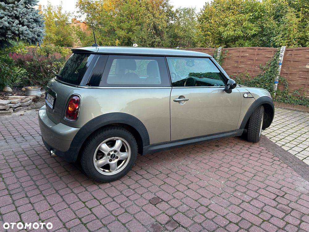 MINI ONE - 5
