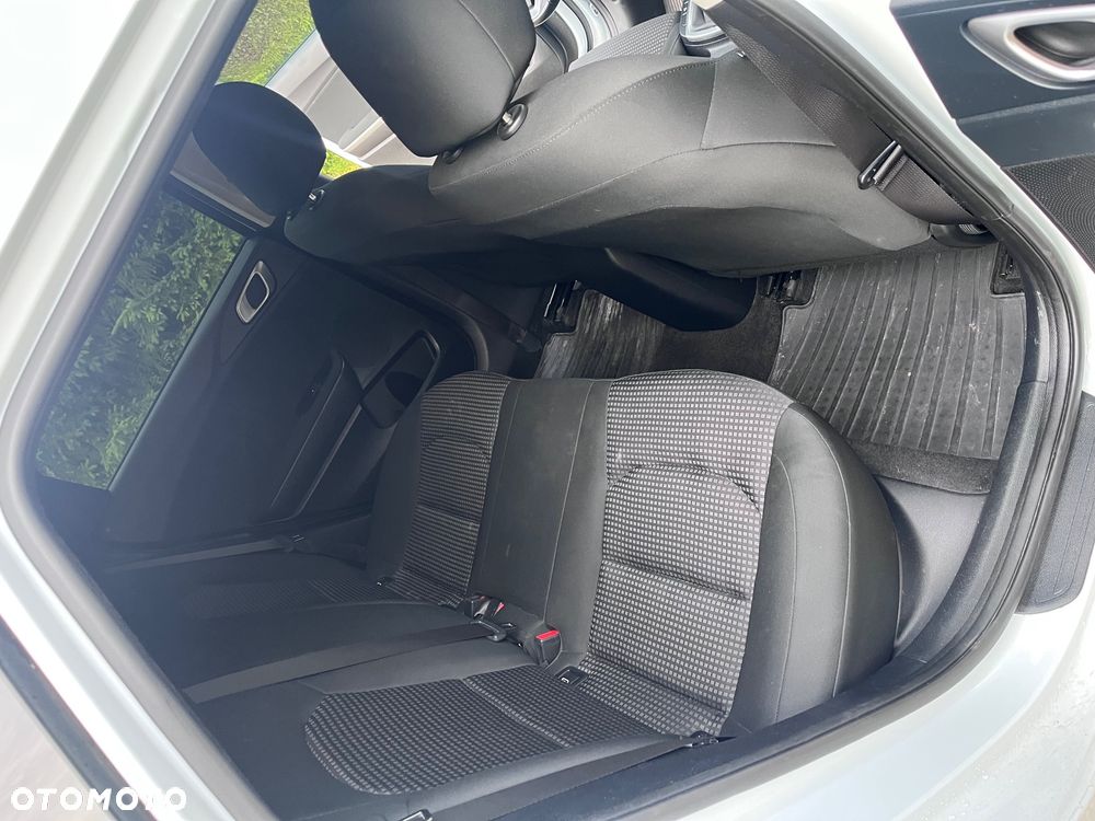 Kia Ceed 1.4 M - 32