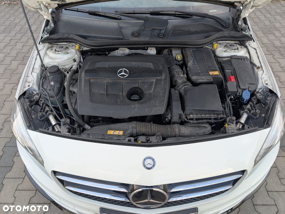 Mercedes-Benz Klasa A 160 d AMG Line - 15