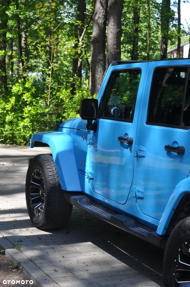 Jeep Wrangler 3.6 Unlim Sahara - 9