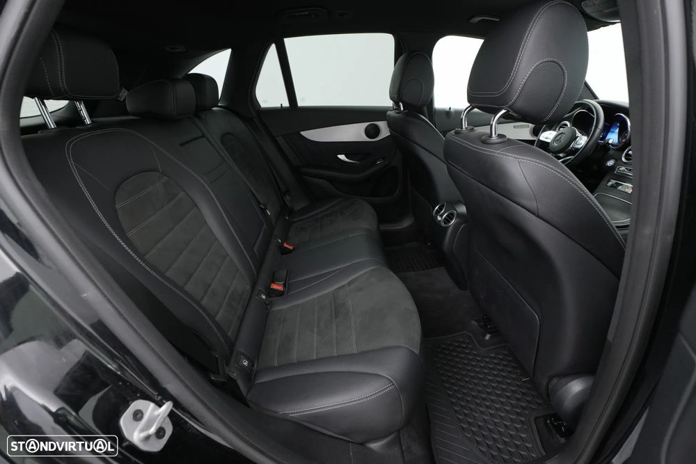 Mercedes-Benz GLC 300 de Coupe 4Matic 9G-TRONIC AMG Line - 30