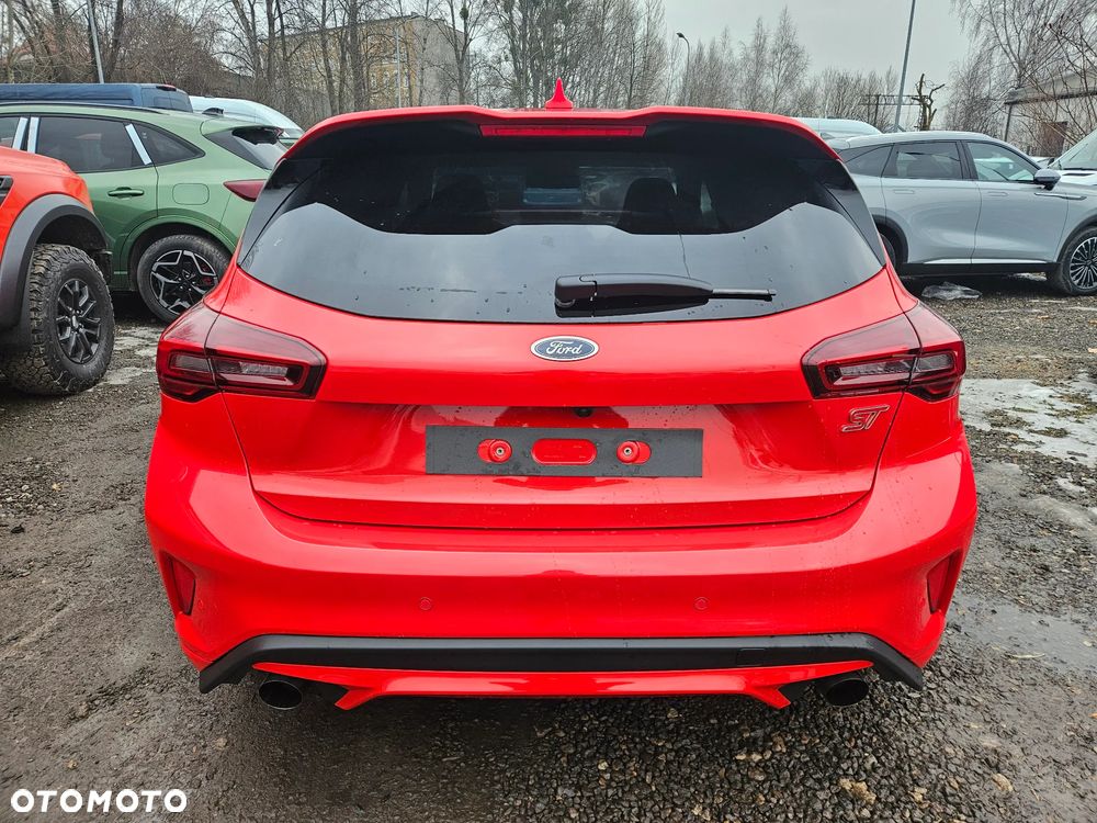 Ford Focus 2.3 EcoBoost ST X - 6