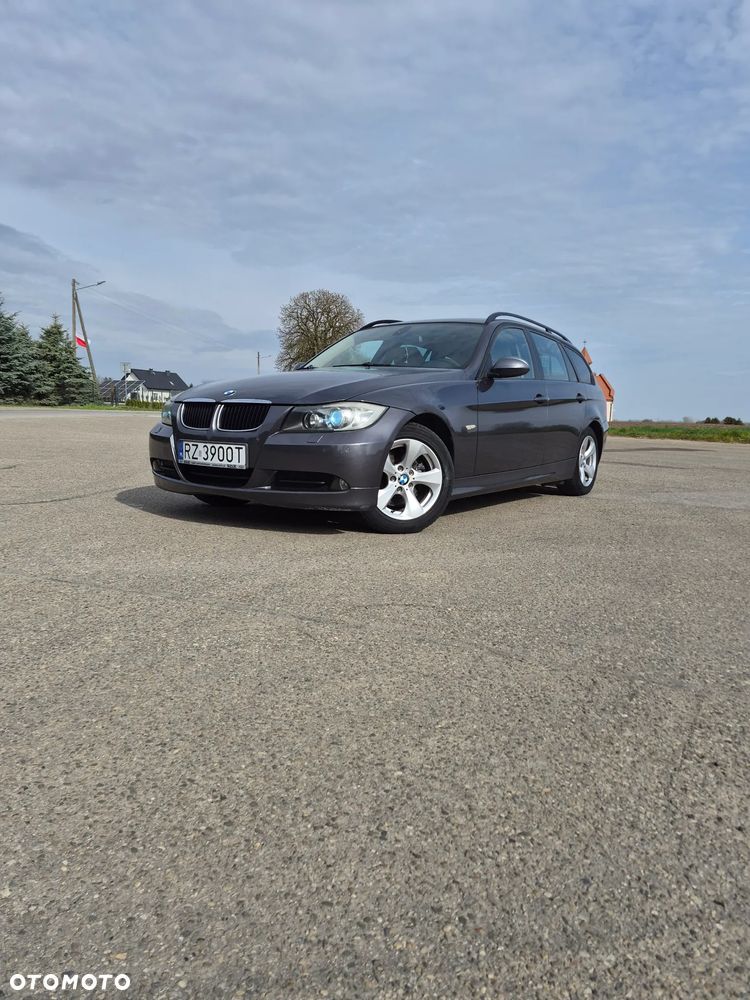 BMW Seria 3 320d - 11