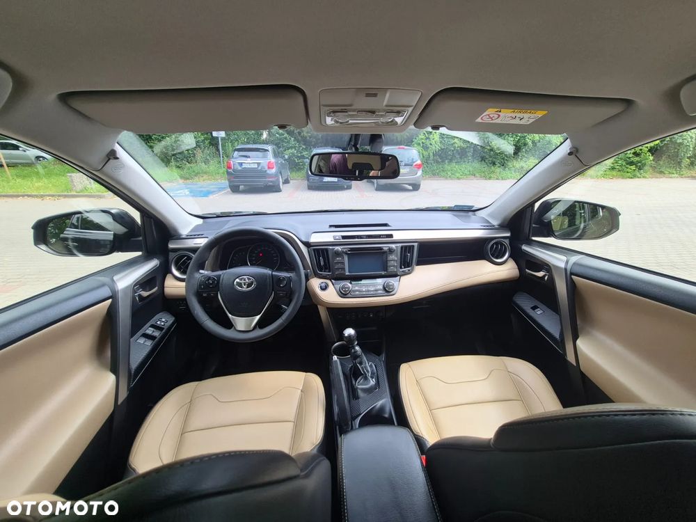 Toyota RAV4 2.0 D-4D Active - 10