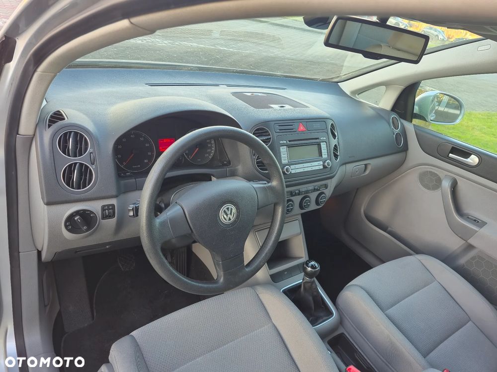 Volkswagen Golf Plus - 14