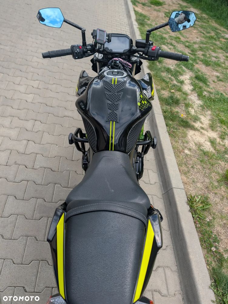 Kawasaki Z 650 - 18
