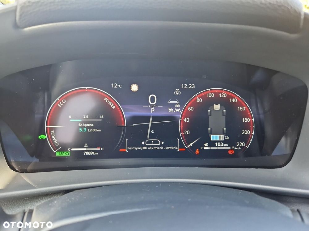 Toyota Camry 2.5 Hybrid Executive CVT - 16