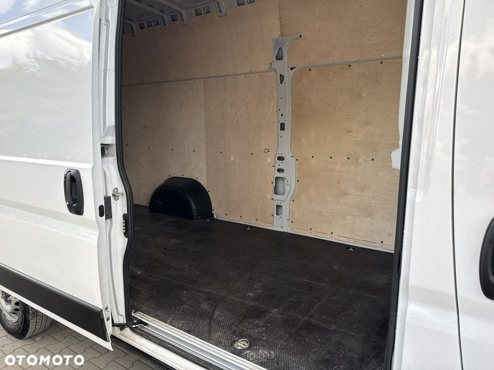 Opel Movano - 19