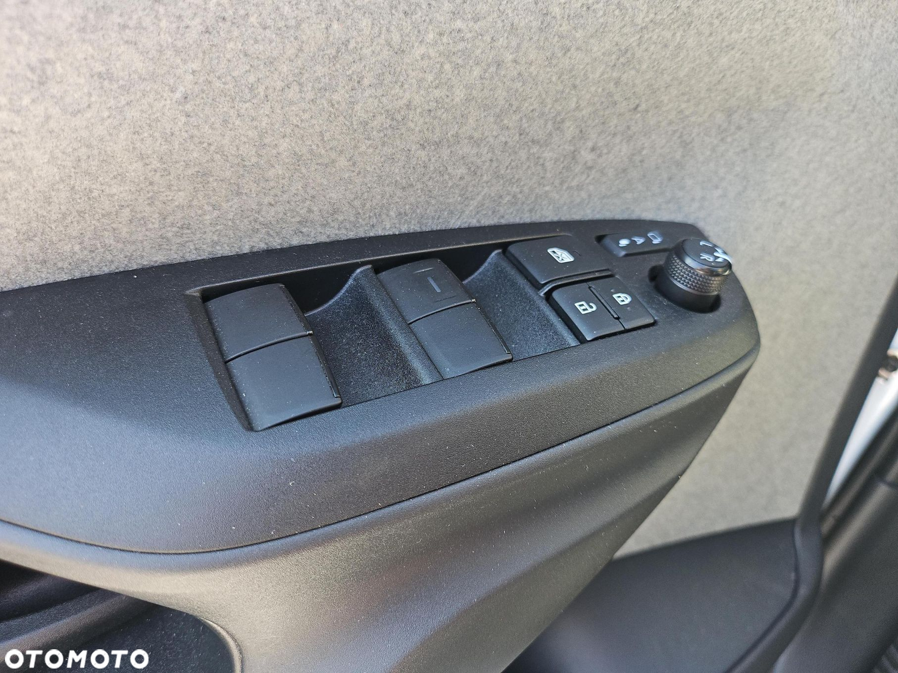 Toyota Yaris Hybrid 1.5 Executive - 21