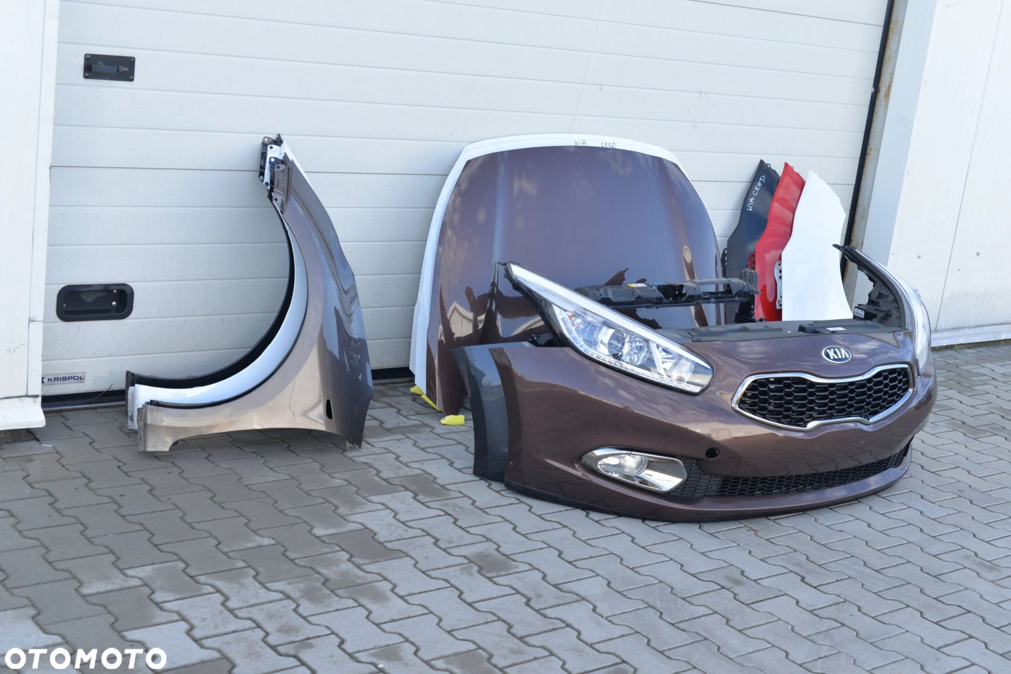 MASKA ZDERZAK GRILL BŁOTNIK PAS LAMPA H7 XENON BELKA KIA CEED 2 II 2012- - 2