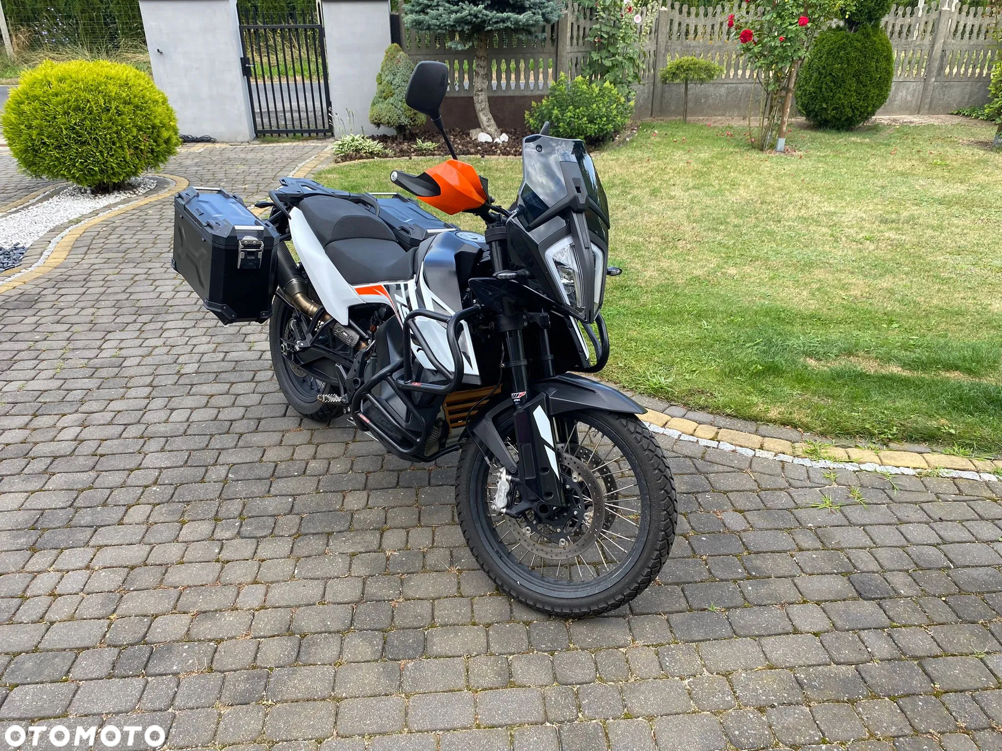 KTM Adventure - 9