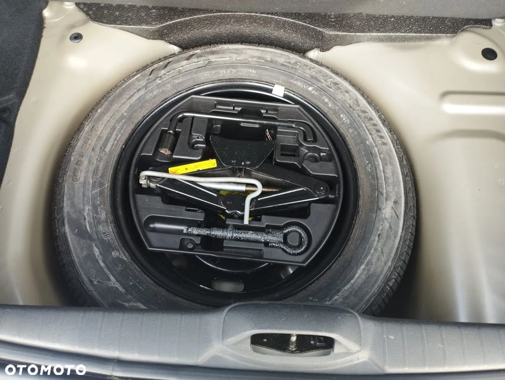 Peugeot 208 1.2 PureTech Style - 10