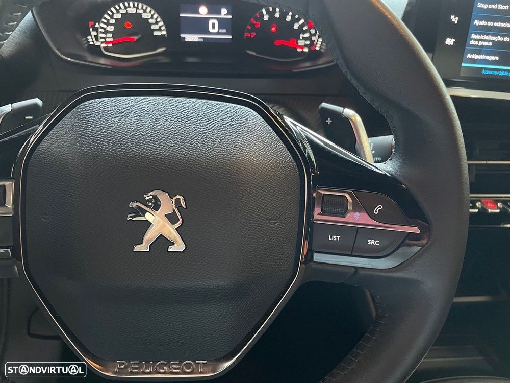 Peugeot 2008 1.5 BlueHDi Active Pack EAT8 - 18