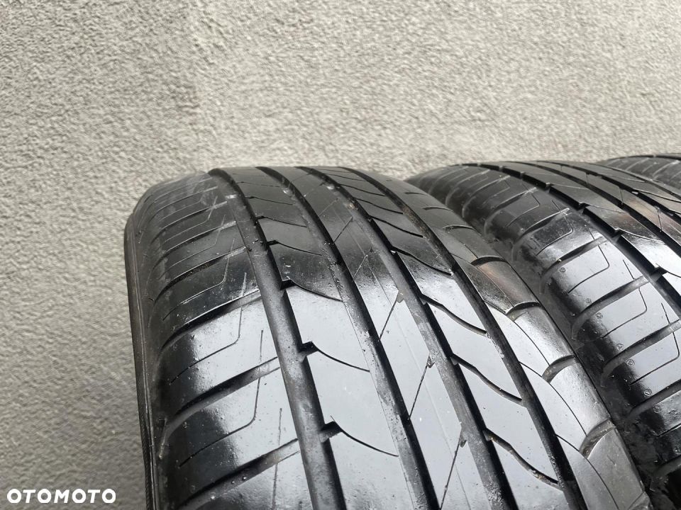 235/60R17 Goodyear EfficientGrip komplet opon lato - 4