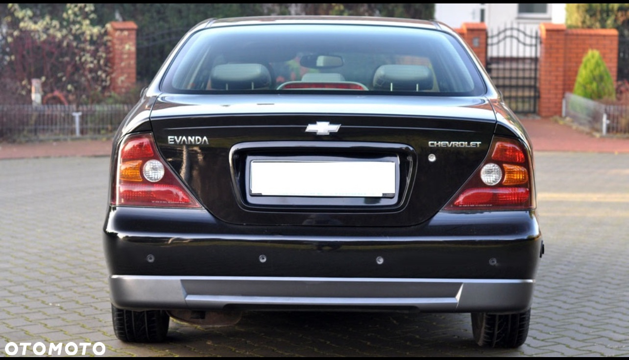 Chevrolet Evanda - 2