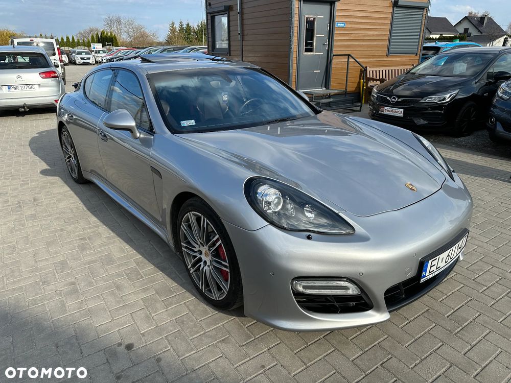 Porsche Panamera GTS - 2