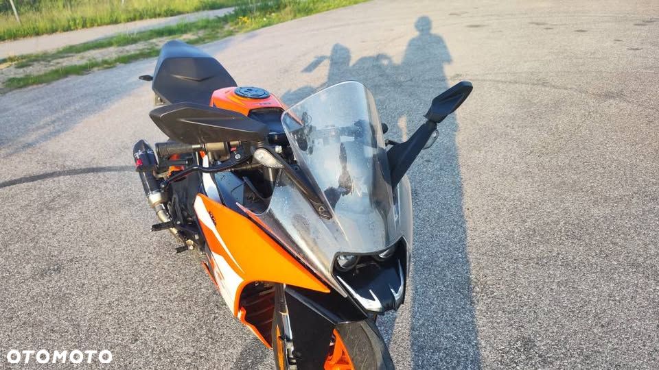 KTM RC 125 - 8