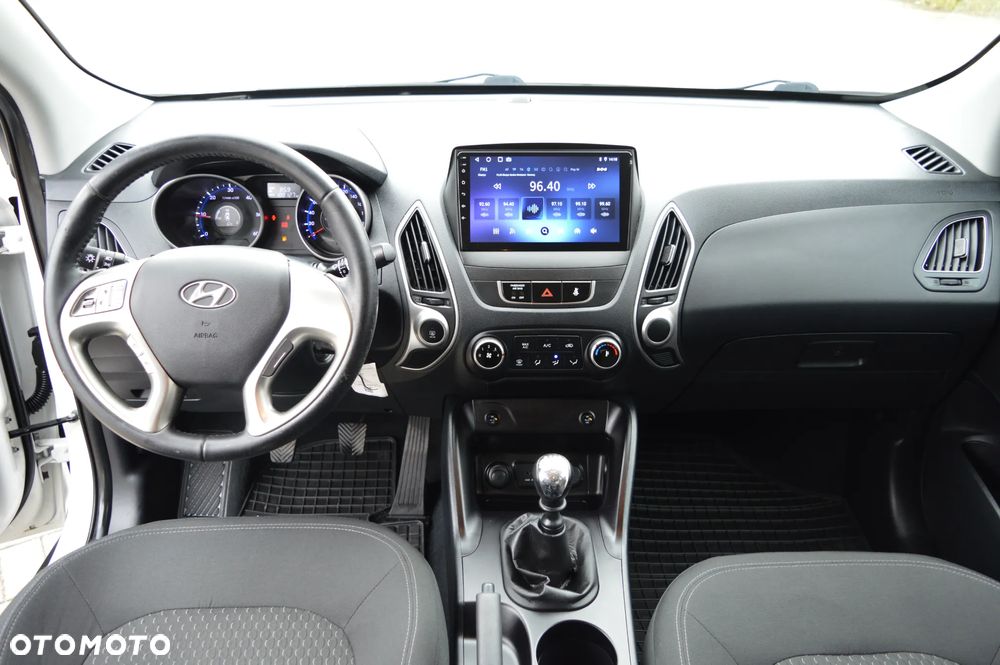 Hyundai ix35 1.7 CRDi 2WD Fifa World Cup Edition - 15