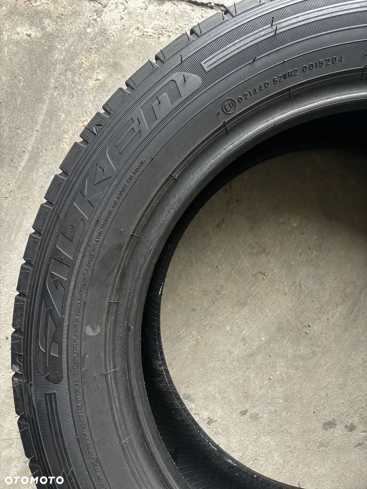Opony dostawcze letnie Falken Linam Van01 - 215/70R17C - 5