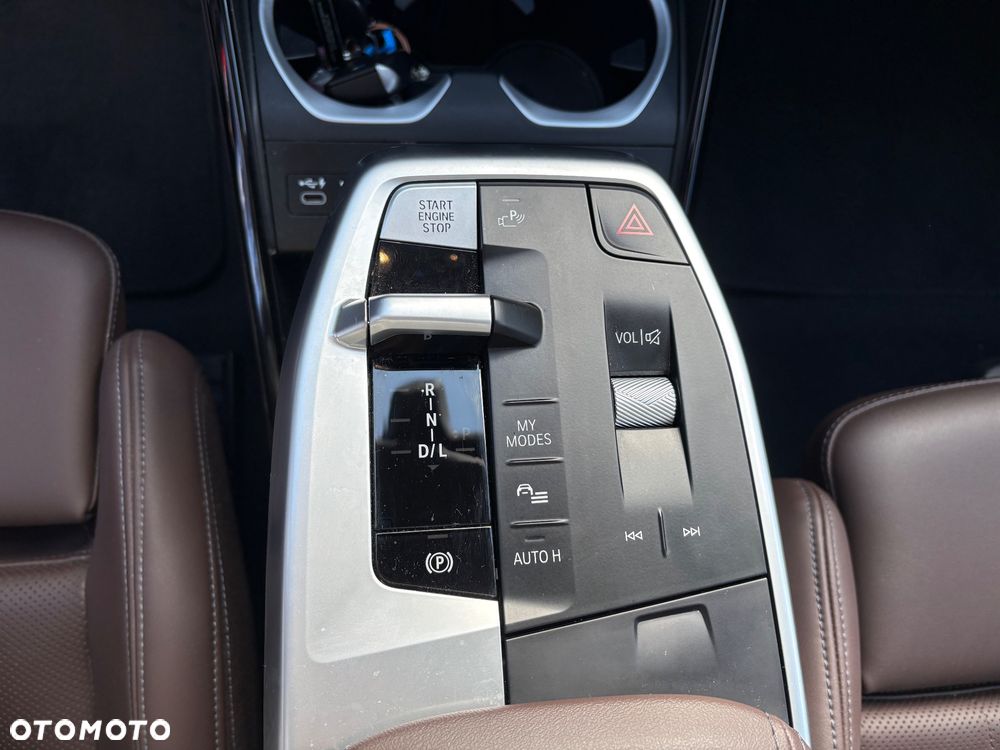 BMW X2 - 16
