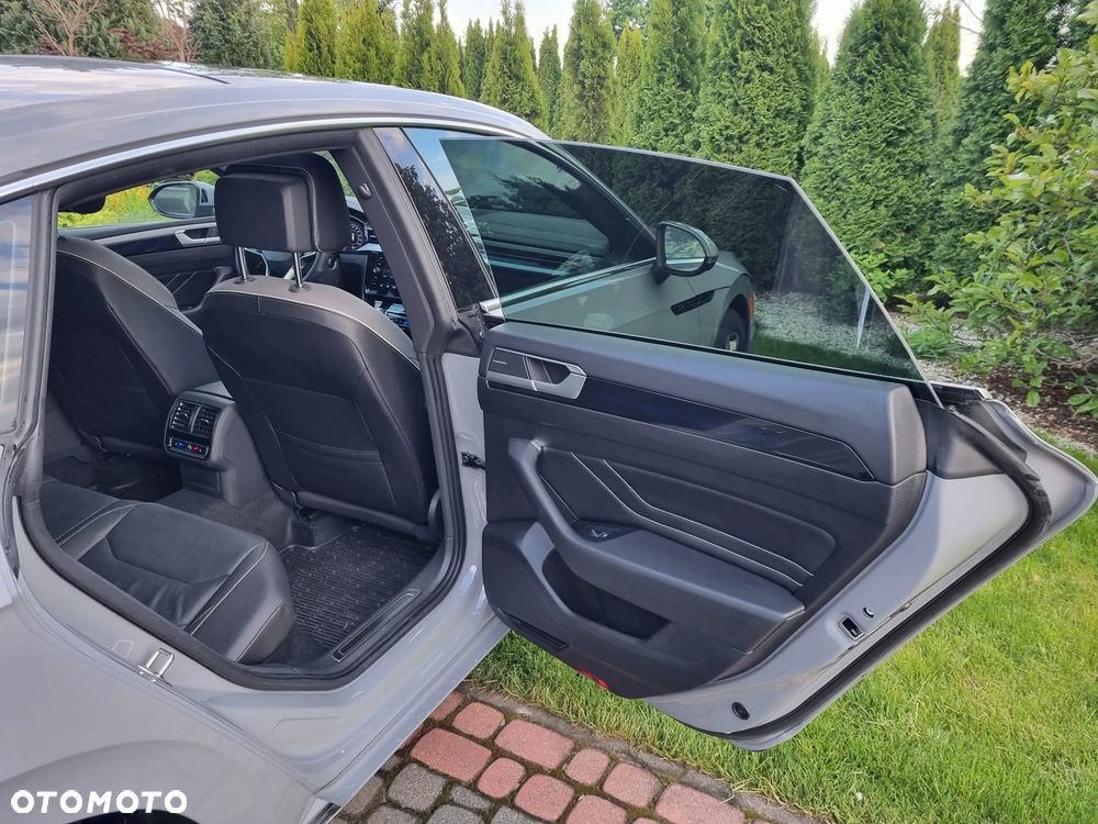 Volkswagen Arteon 2.0 TSI 4Motion R DSG - 15