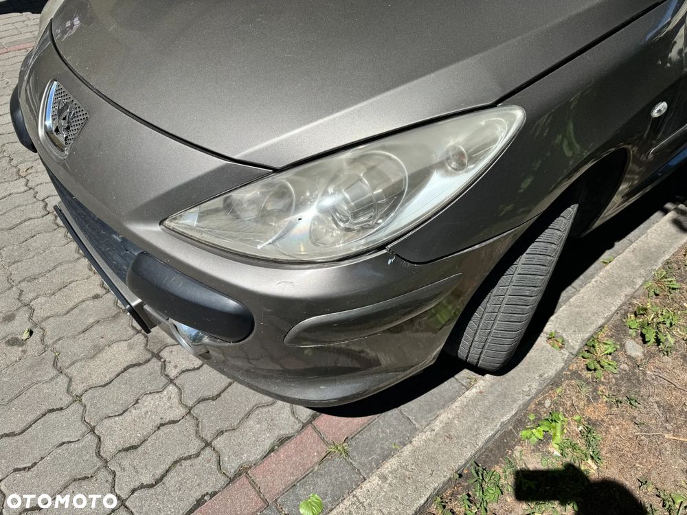 Peugeot 307 HDi 110 Premium - 10