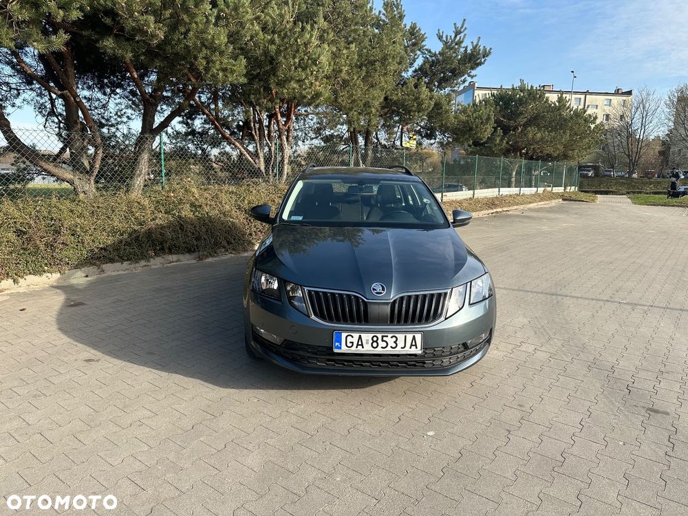 Skoda Octavia 1.4 TSI Ambition DSG - 2