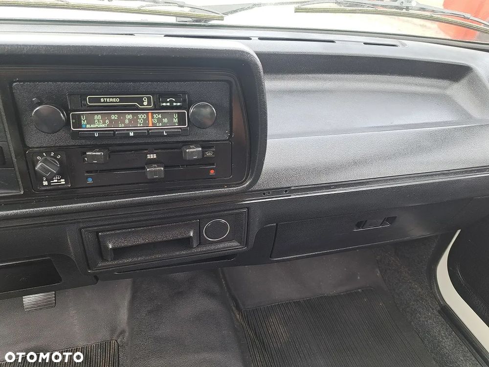 Volkswagen Caddy - 29