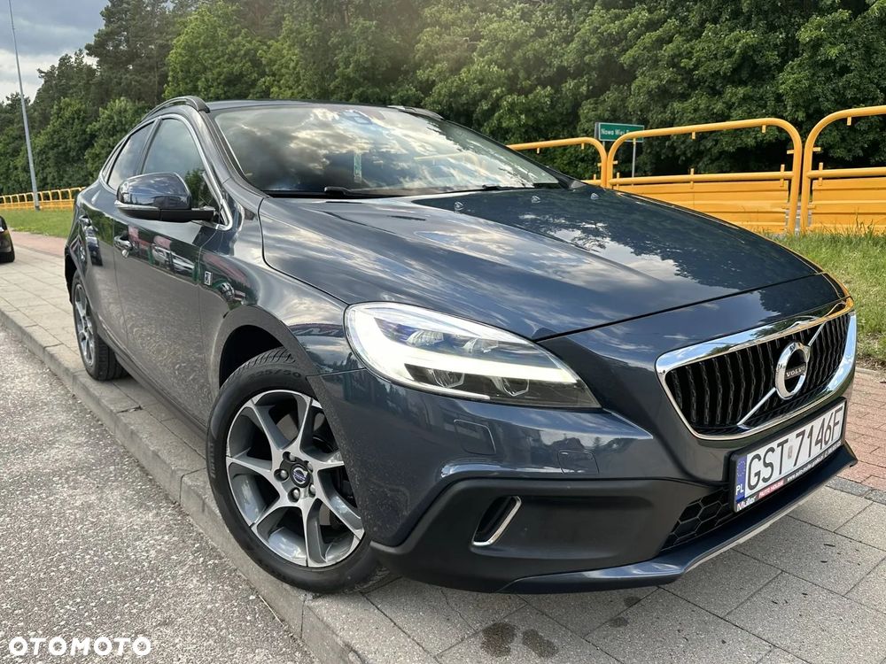 Volvo V40 Cross Country D2 Drive-E Ocean Race - 2