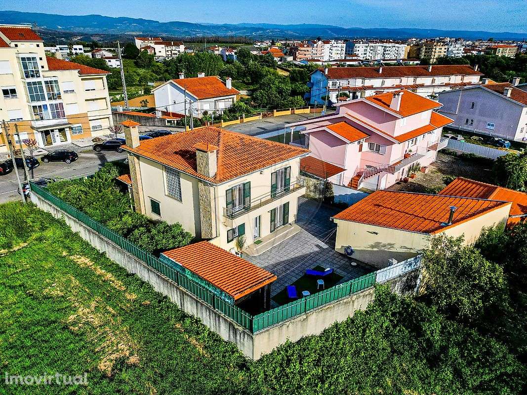 Moradia T4 para venda - Grande imagem: 2/46