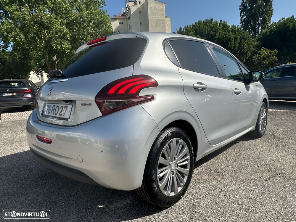 Peugeot 208 1.2 PureTech Style - 7