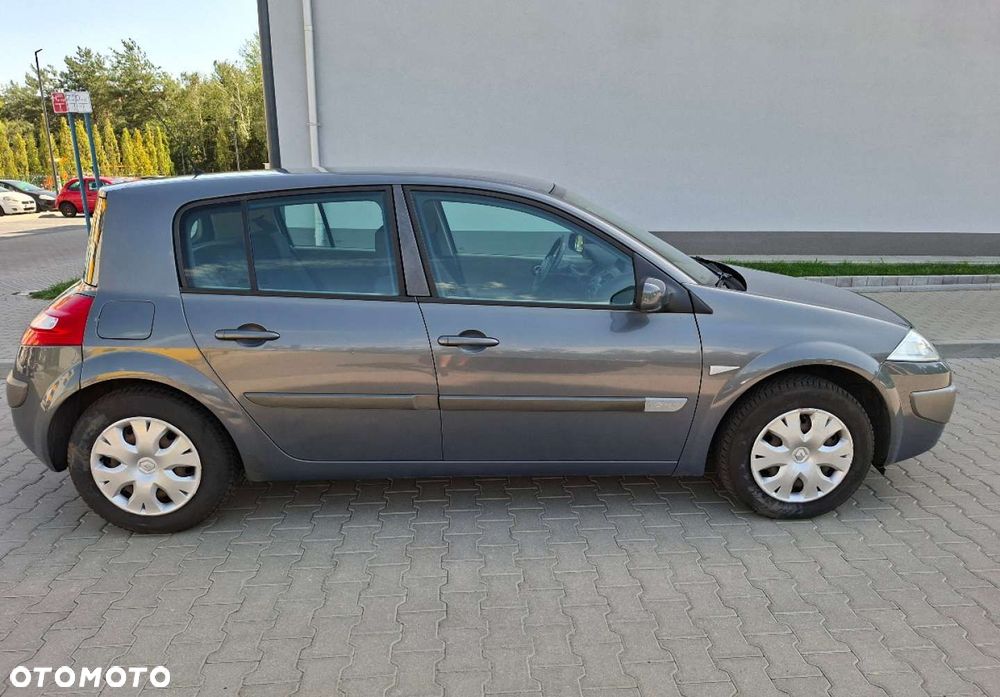 Renault Megane - 8