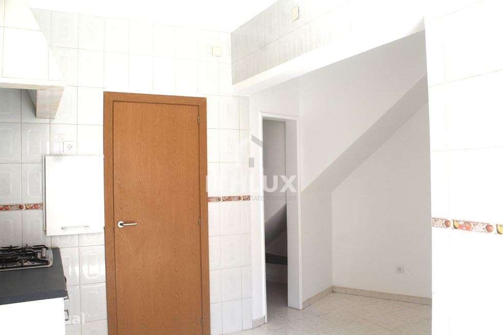 Apartamento T4 nas Mercês - Grande imagem: 4/26