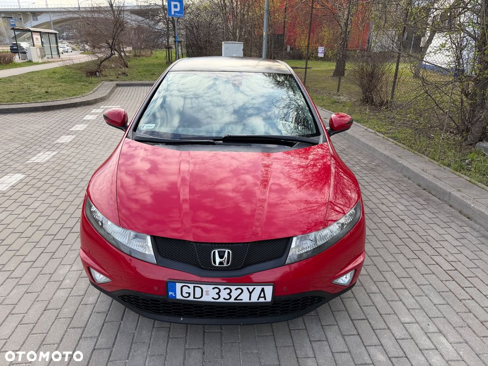 Honda Civic 1.8i-VTEC Sport - 2