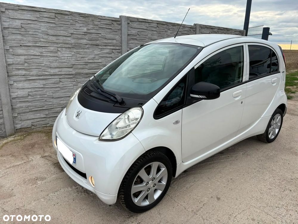 Peugeot iOn Active - 36