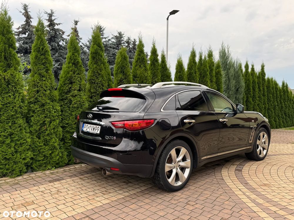 Infiniti QX70 3.0d S Premium - 10
