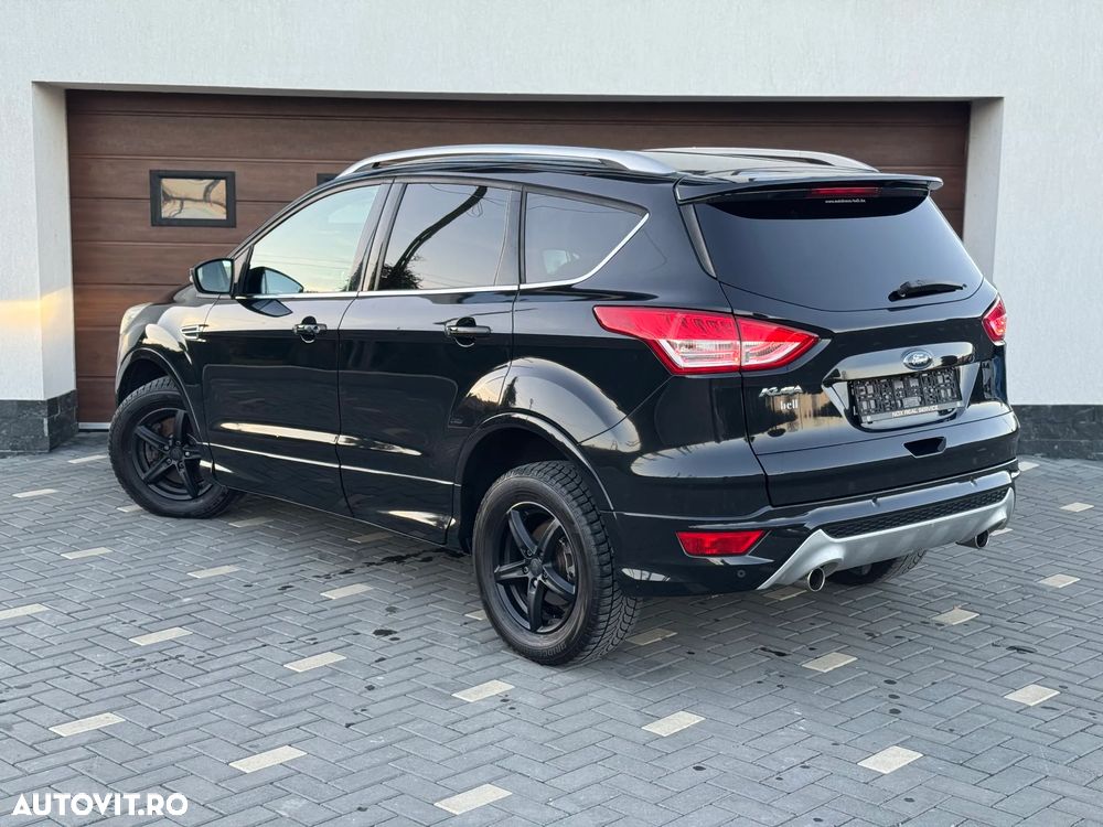 Ford Kuga 2.0 TDCi 4WD Powershift Individual - 4