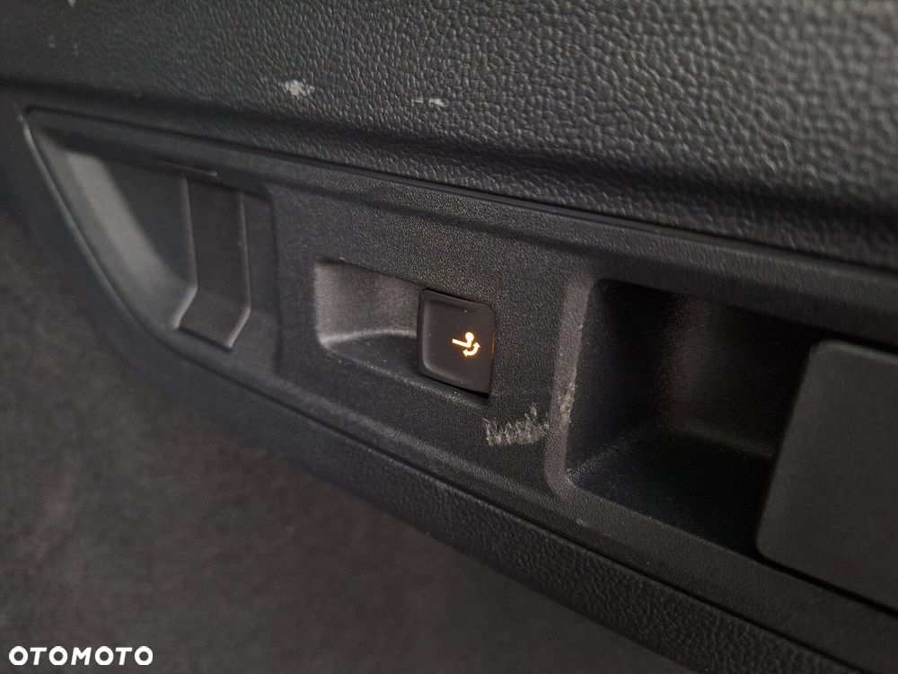 Volkswagen Passat Variant 1.5 TSI EVO Business DSG - 35