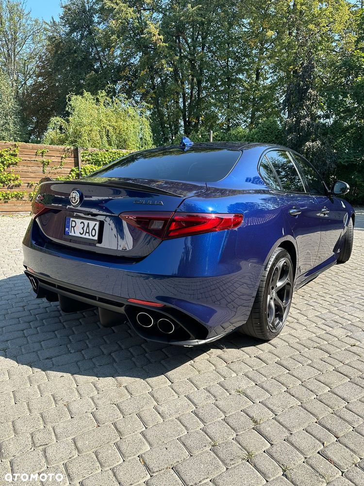Alfa Romeo Giulia 2.9 V6 Bi-Turbo AT8 Quadrifoglio - 8