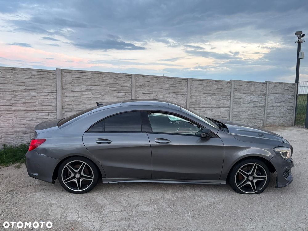 Mercedes-Benz CLA 220 d 7G-DCT AMG Line - 32