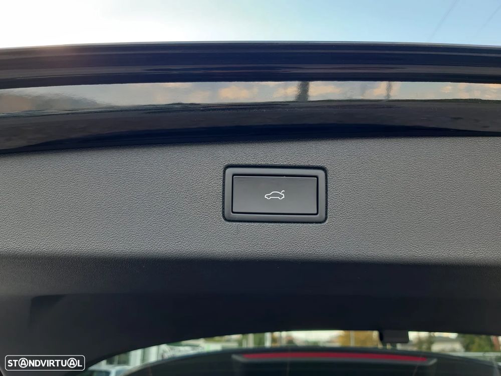 VW Tiguan 1.5 eTSI Urban DSG - 22