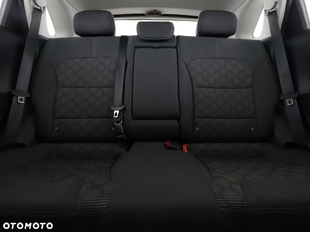 Kia Niro 1.6 GDI 2WD Edition 7 - 18