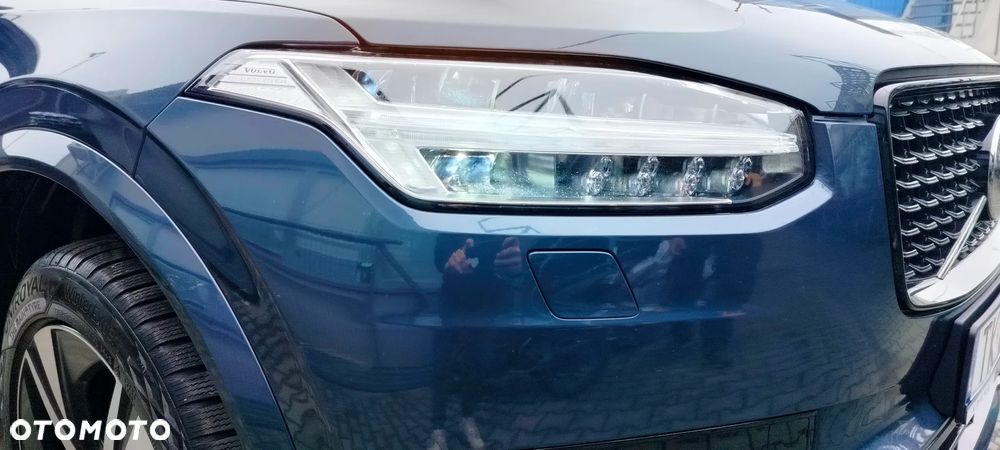 Volvo XC 90 B5 D AWD Plus Dark - 34