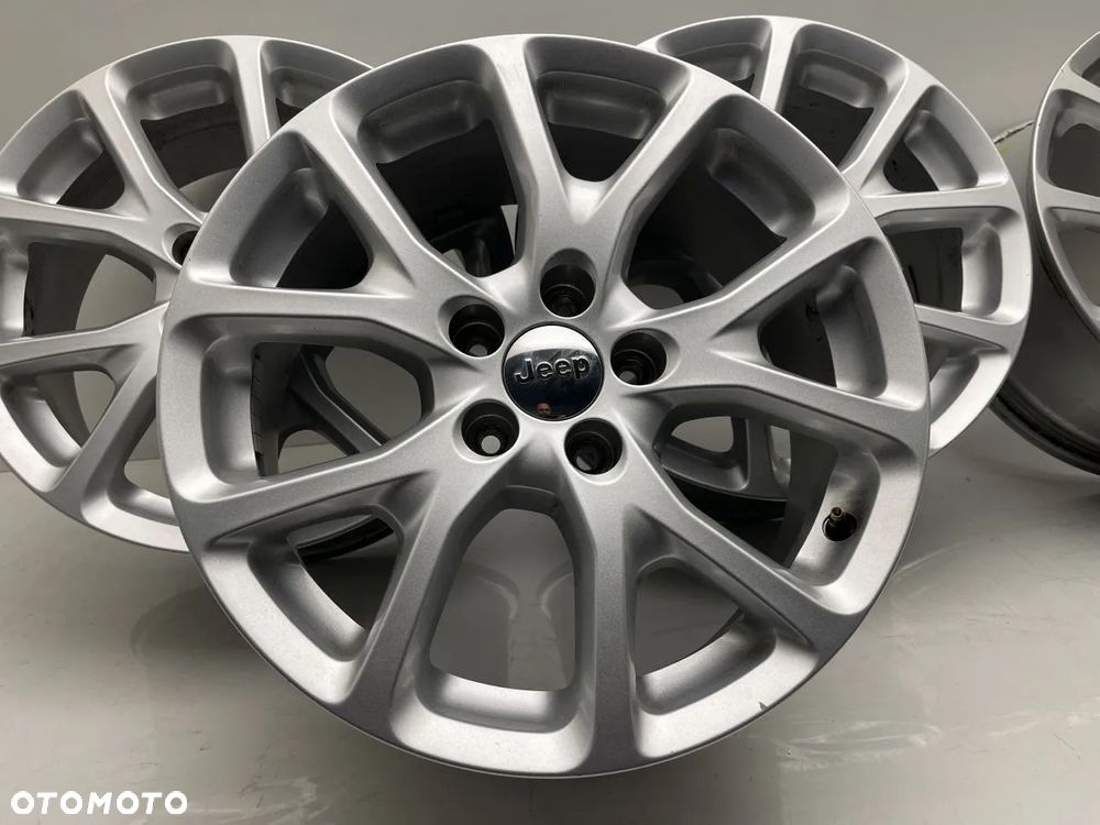 FELGI JEEP COMPASS II RENEGADE 7J 17 ET41 1UT90TRMAA - 2